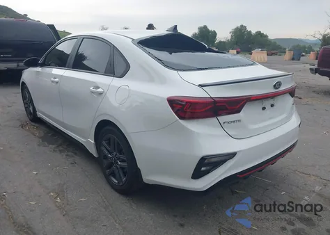 2021 Kia Forte Gt-Line из США, поврежденный, VIN 3KPF34AD4ME409626